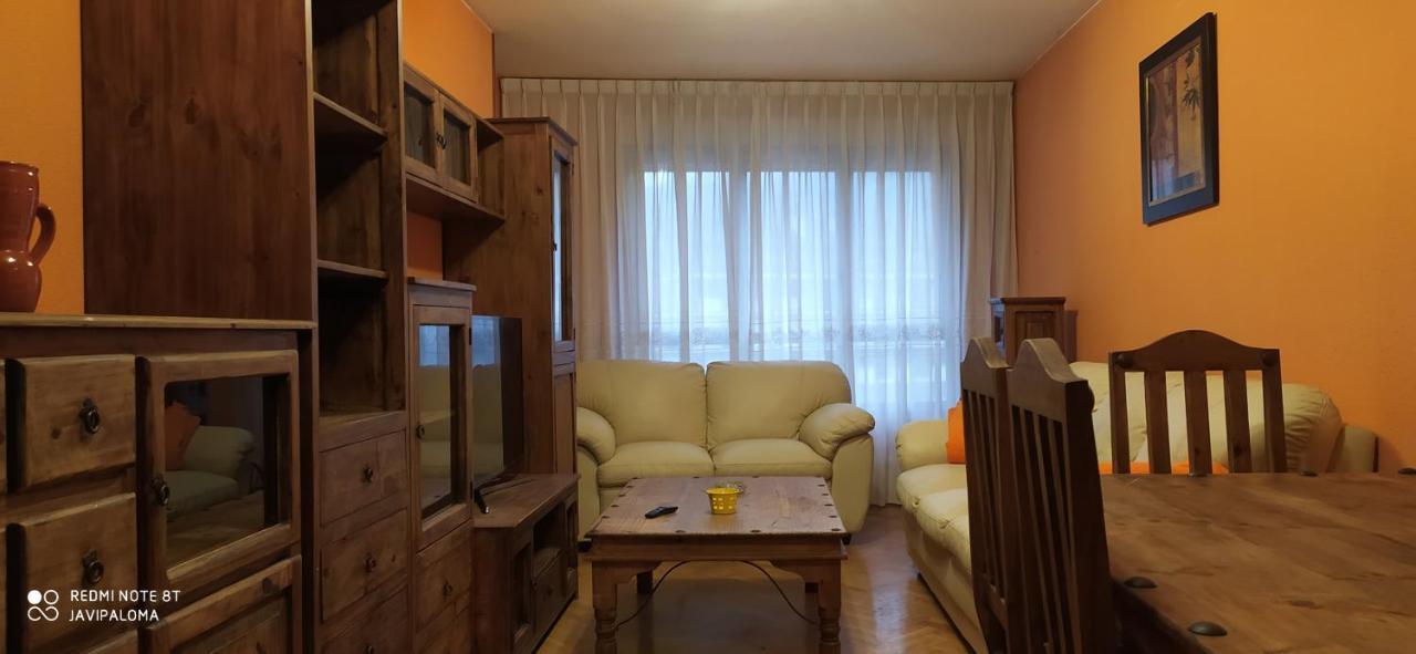 Apartamentos Xistra Cangas De Narcea Eksteriør bilde